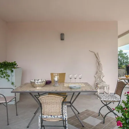 Apartman Elegant In
