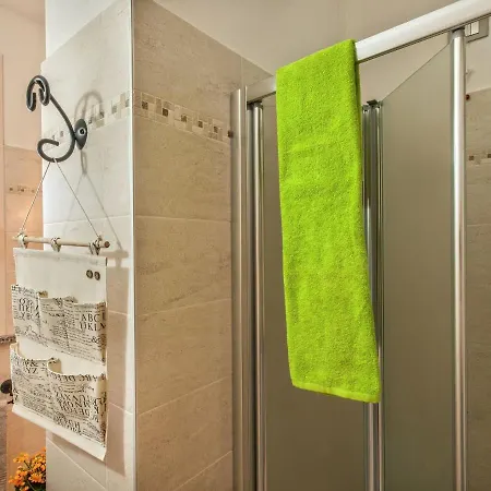 Apartman Elegant In *