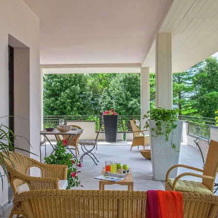 Apartman Elegant In